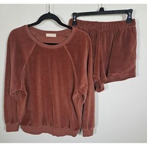 Suzi Kondi Rust Velvet Lounge Top & Shorts Set